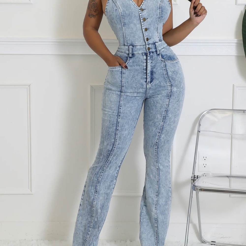 Halter Neck Jumpsuit